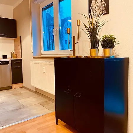 Apartment Saniertes - Elisa - Mit Balkon, Wlan, Smart-tv & Kueche In City-naehe Erfurt