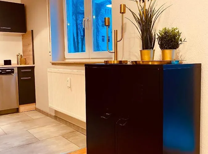 Apartment Saniertes - Elisa - Mit Balkon, Wlan, Smart-tv & Kueche In City-naehe Erfurt
